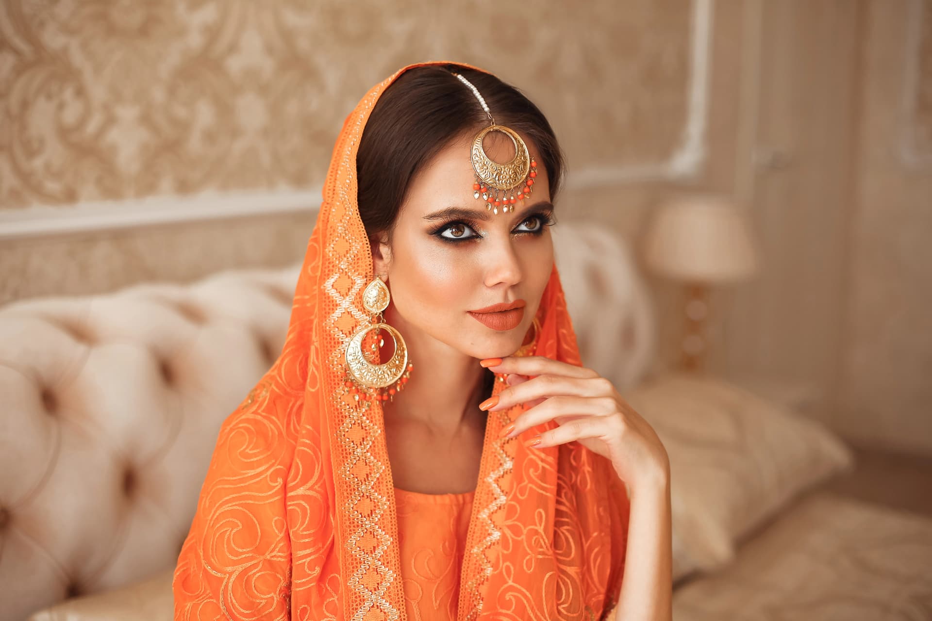 Indian heritage — traditional dress and jewellery, the culture temple hair comes from