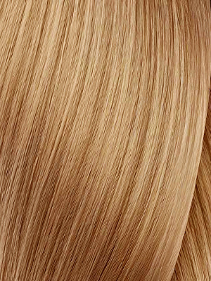 BL27M — Muted Strawberry hair swatch