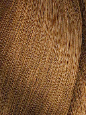 30 — Light Auburn hair swatch